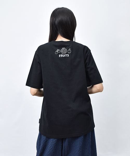 02 ブラック