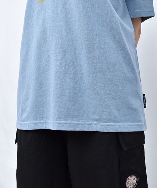 01 ホワイト