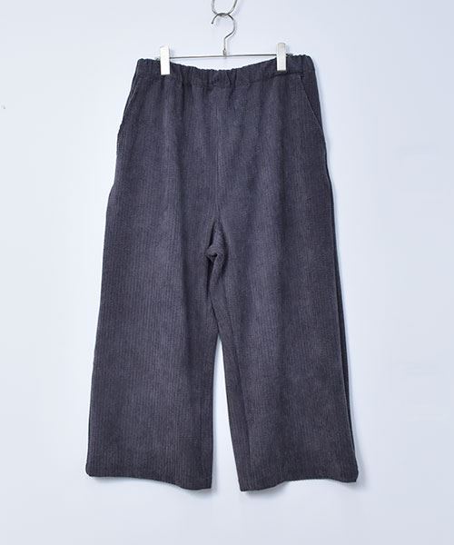 32 チャコールグレー