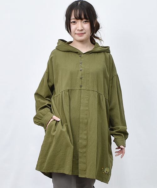 52 カーキ