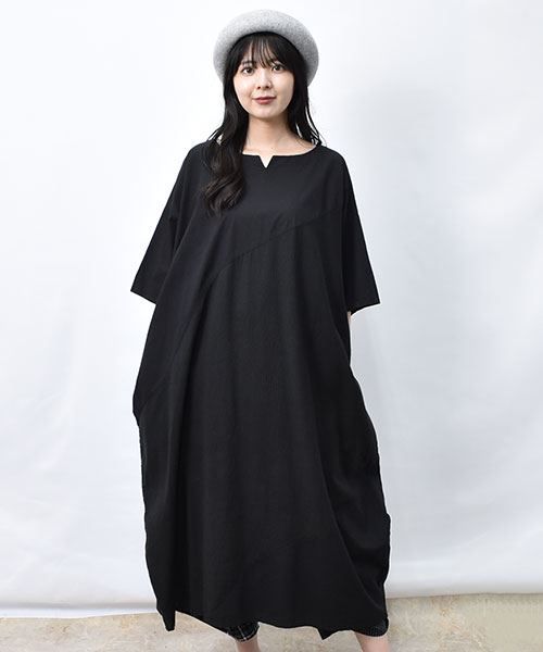 02 ブラック
