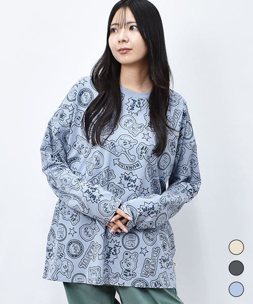 【Tシャツ】 ステッカー風 総柄プリント リブT