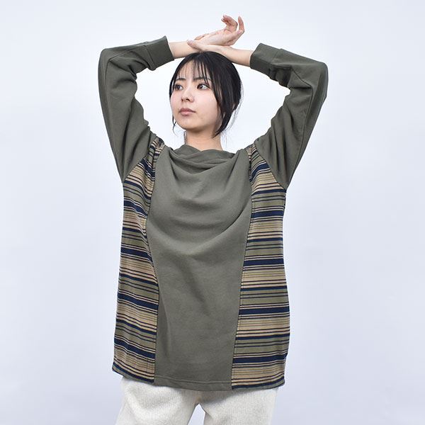 D.S.CLUB 裏毛 カシュクール衿 両脇ボーダー切り替え  トレーナー